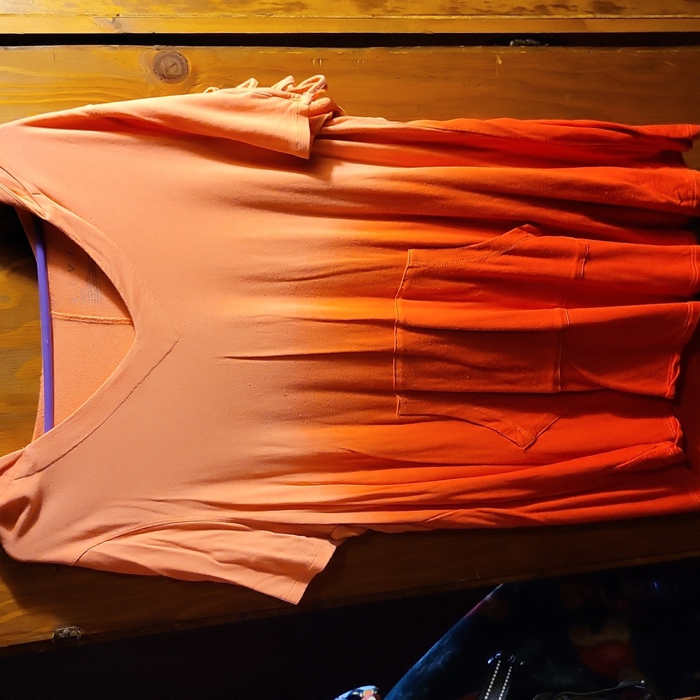 Livi active ombre top